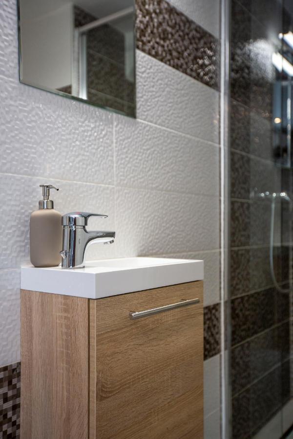 Deluxe Akacfa Apartments In The Heart Of Budapest Exterior photo
